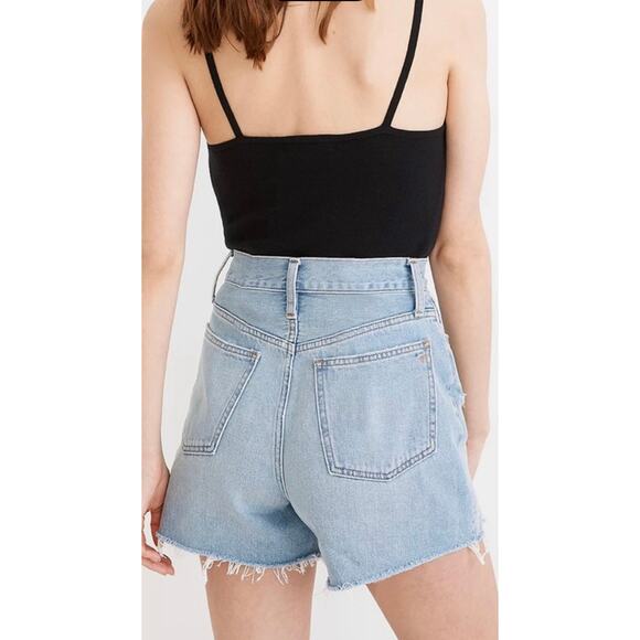 Madewell The Momjean Shorts Size 27 High Rise Denim Distressed Cutoff Vintage - Picture 3 of 10